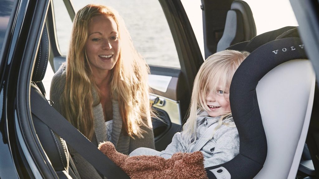 Alegerea unui scaun auto pentru cei mici