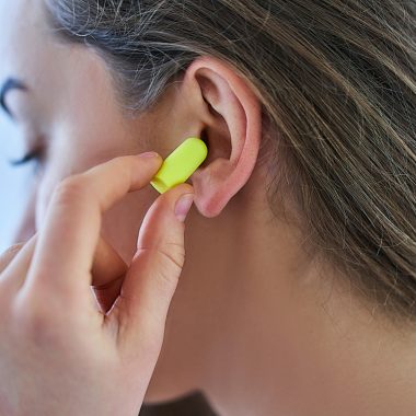 Când sunt recomandate dopurile de urechi antifonice
