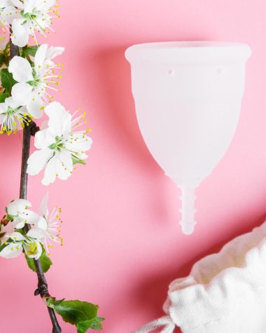 Cum să alegi corect o cupă menstruală: Ghid detaliat