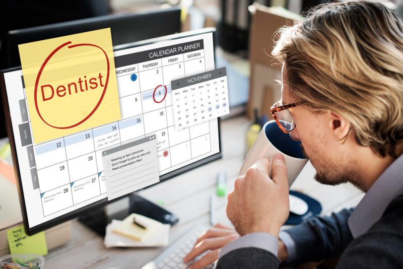 Cum reduce un laborator dentar online timpul pierdut cu gestionarea comenzilor